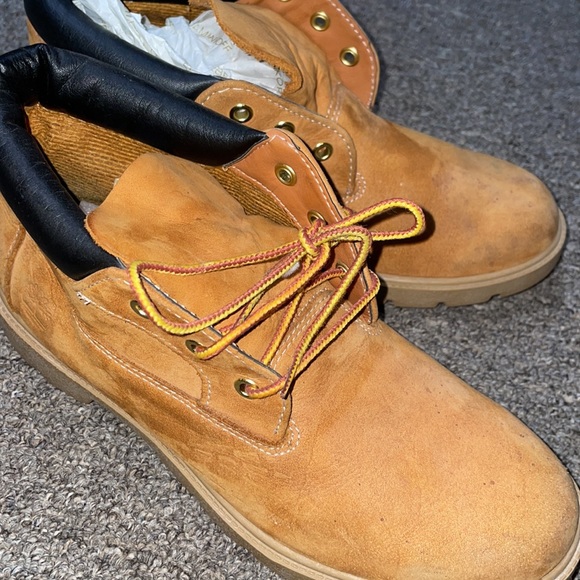 Timberland Boots - Picture 3 of 10